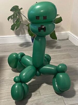 birthday party magician in Dublin with special Minecraft Creeper birthday balloon